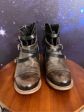 Free Bird Brown & Black Leather Strappy Heeled Ankle with Dust Covers